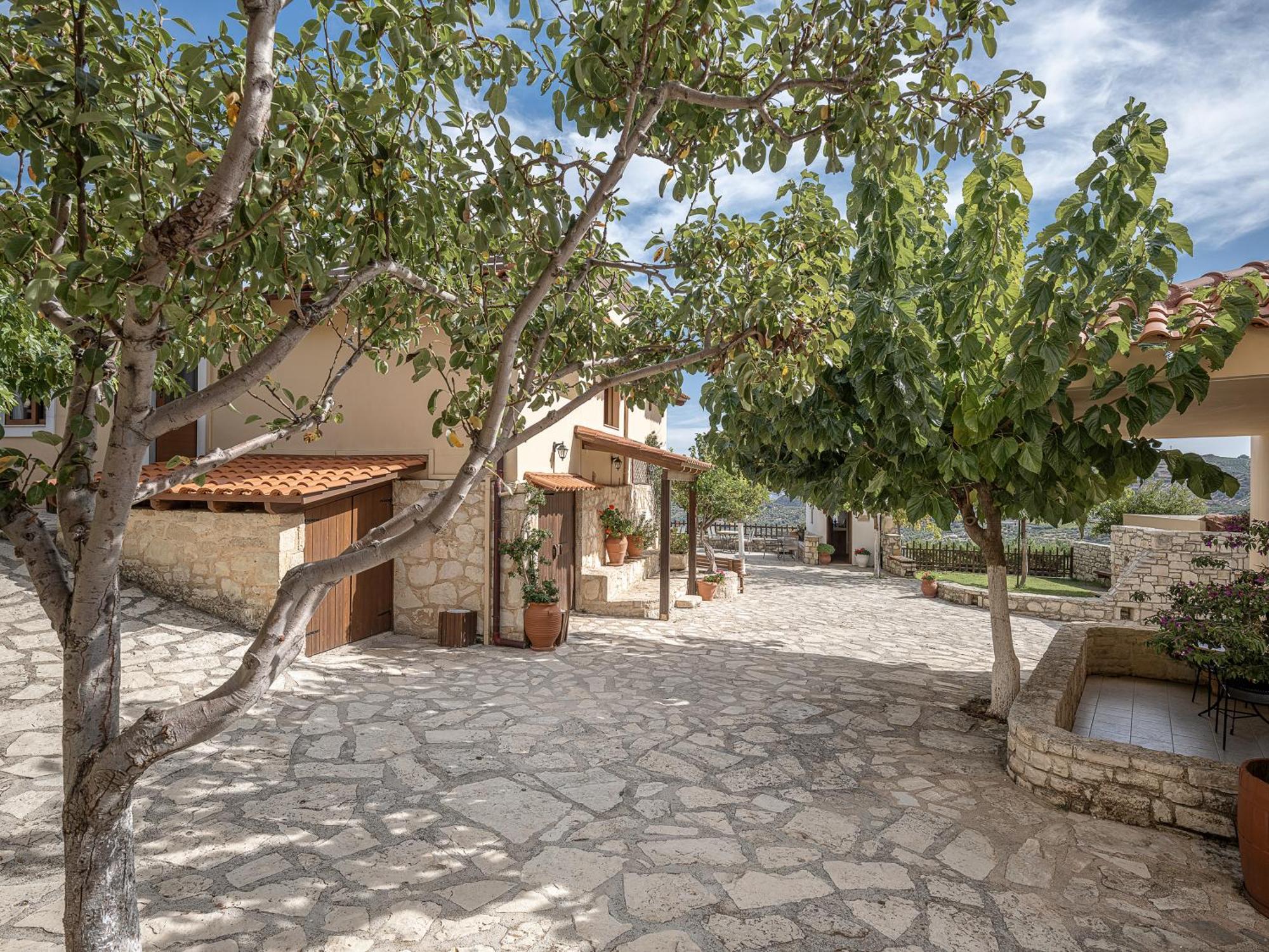Apartamento Earino Kato Asites Exterior foto