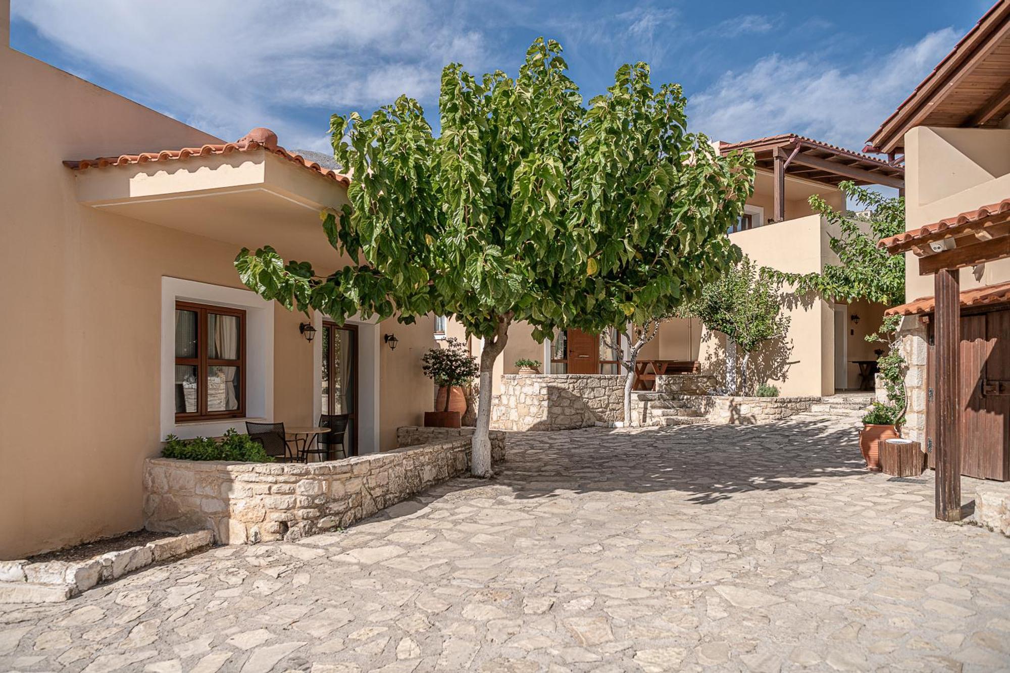 Apartamento Earino Kato Asites Exterior foto